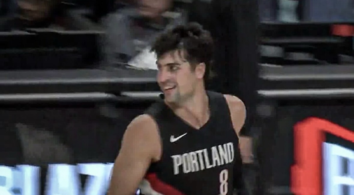 Blazers erase 22-point deficit to hand Thunder first loss of season ...